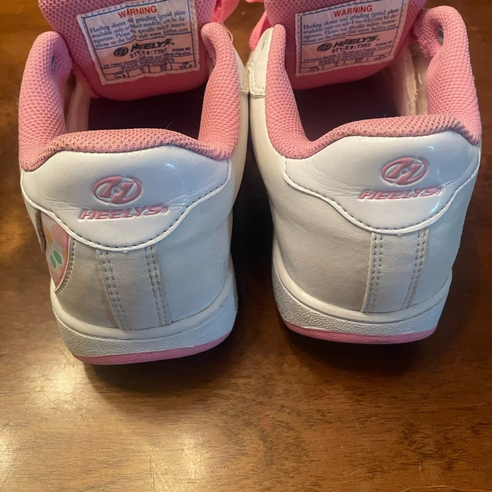 Heelys Force Skate Yth Sz 4, Pink and White Sneaker Shoes - Picture 3 of 4